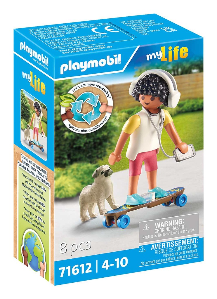 [36071612PLA] Boy with dog